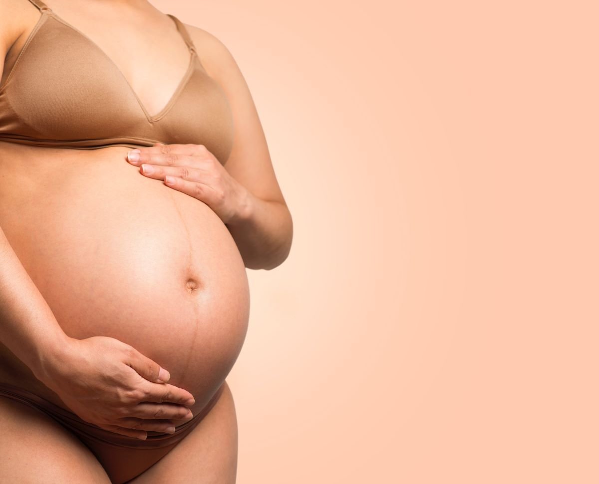 5 bons gestes à adopter pour prendre soin de son corps pendant la grossesse - Daylily Paris