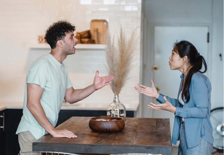 Baby clash : comment éviter la crise de couple après la naissance de bébé ? - Daylily Paris
