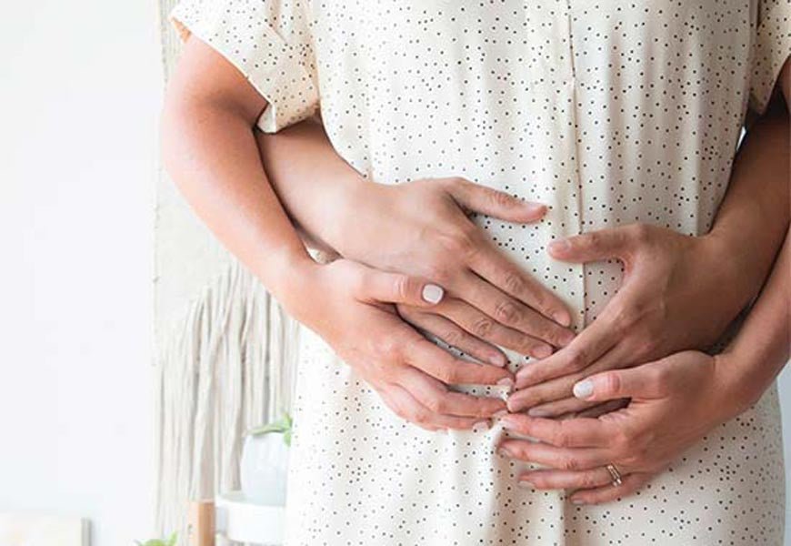 Comment annoncer sa grossesse au futur papa ? - Daylily Paris