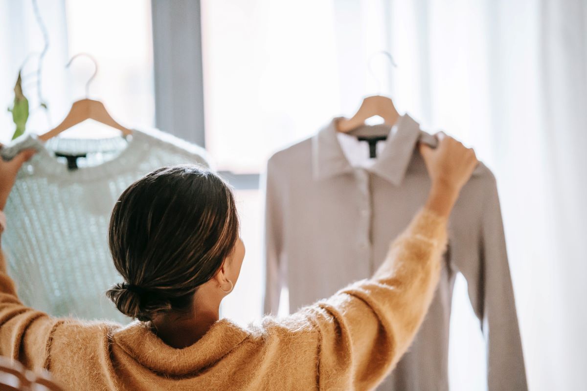 Les vêtements de grossesse : comment s'habiller enceinte ? - Daylily Paris