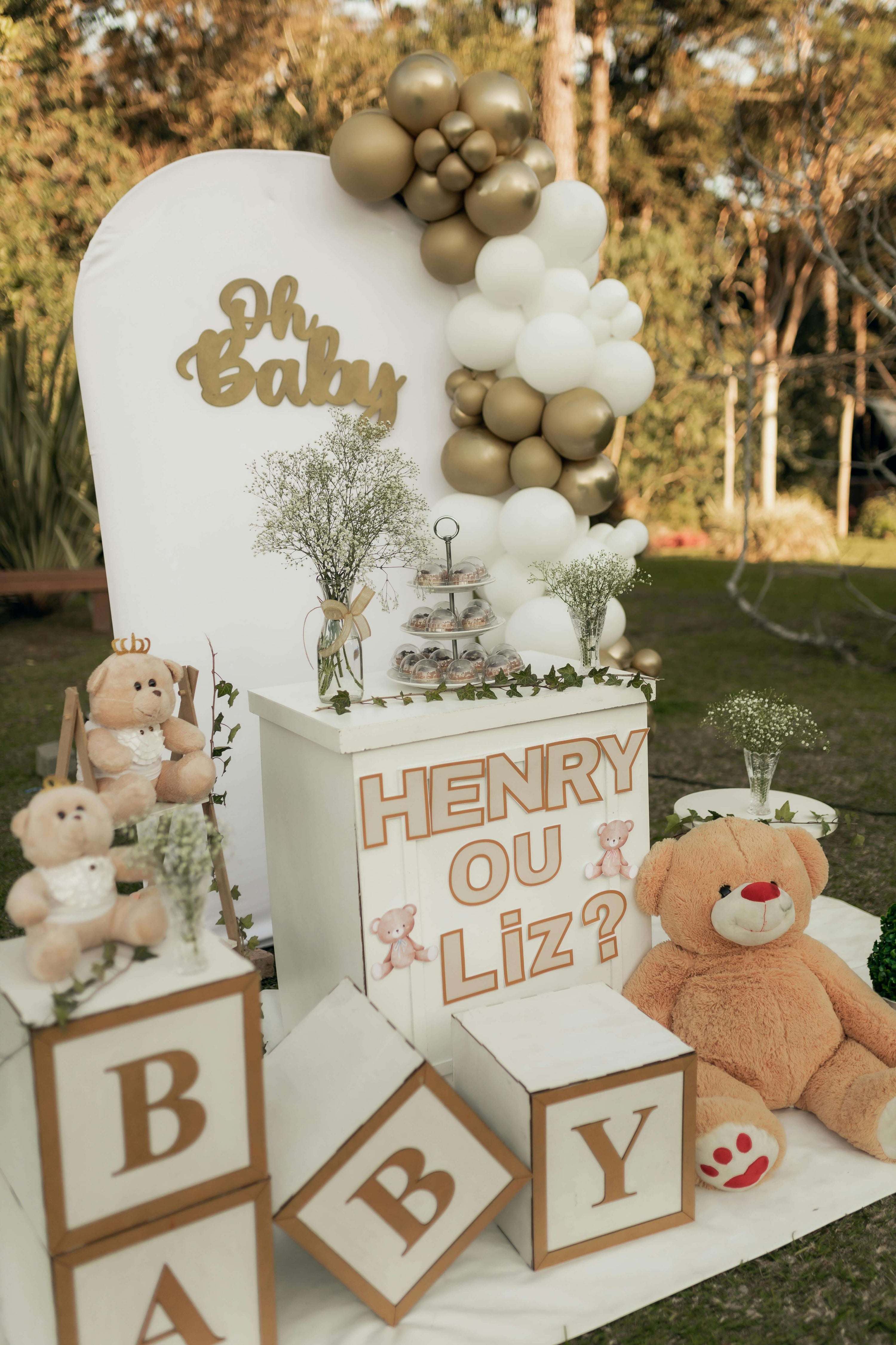 Décoration de table Gender Reveal bleu et rose